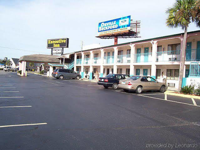 Executive Inn Ferry Pass Exterior foto